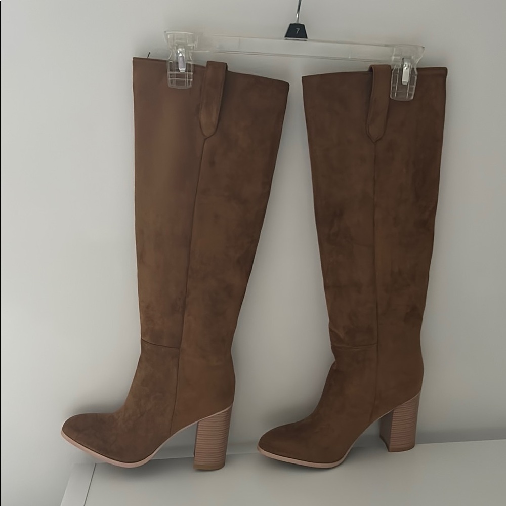 Brown Knee-High Women's Boots
